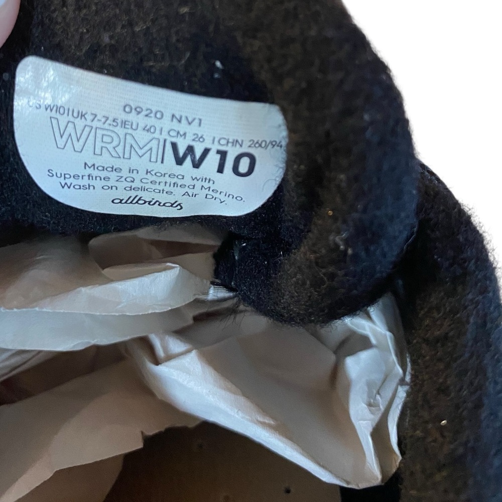 Allbirds Women’s Water-Repellent Wool Sneaker That Keeps Feet Comfy And Dry 10 - Picture 9 of 11